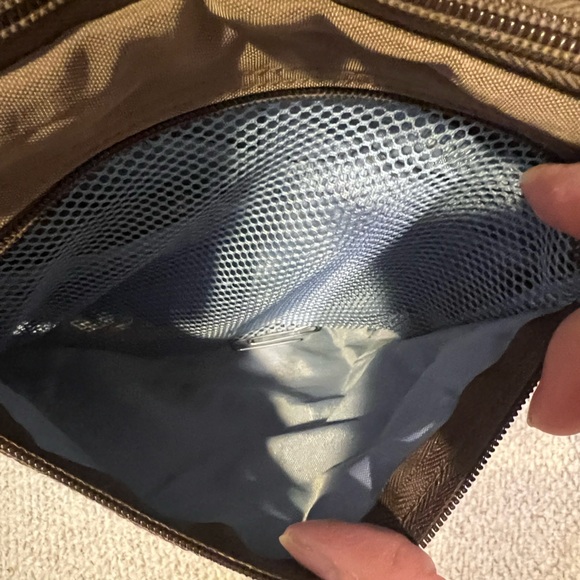 Baggallini Taupe Crossbody Messenger Bag - Picture 9 of 11